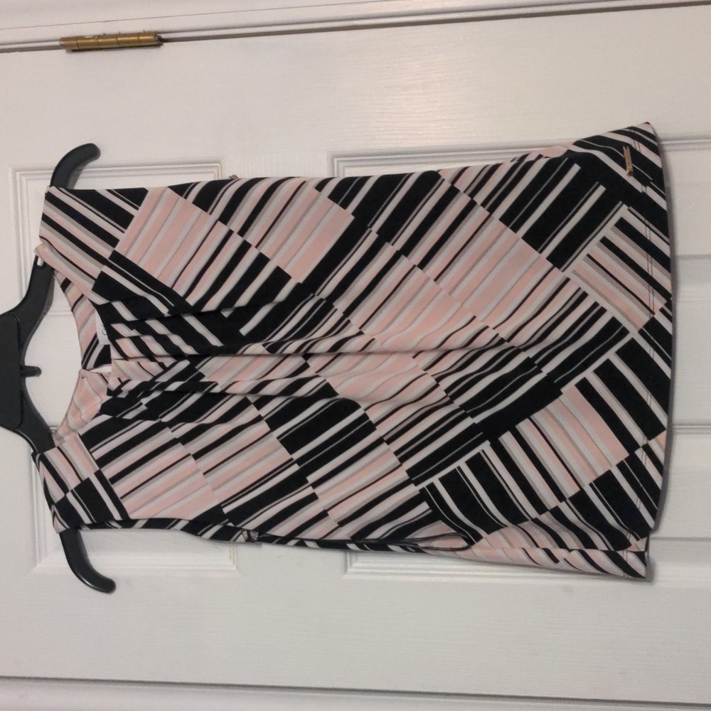 Calvin Klein Geometric Striped Print Pleated Crew Neck Sleeveless Top